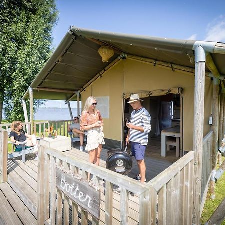 Hotel Jachthaven Nieuwboer Bunschoten Exterior foto